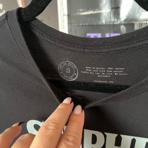 Stephen King IT Pennywise Horror Tee - Picture 3 of 4